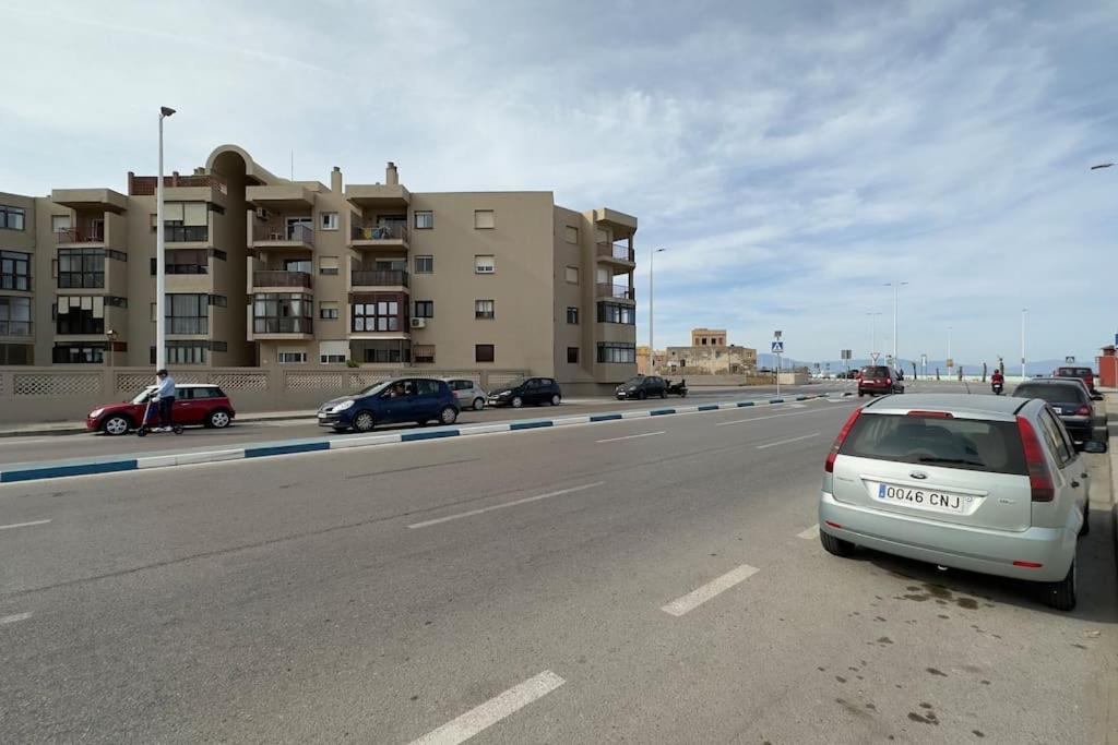 Primera Linea De Playa Y Gibraltar A 5 Minutos La Línea de la Concepción Buitenkant foto